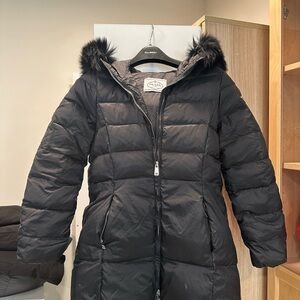 Black Puffer Coat with Fur Trim